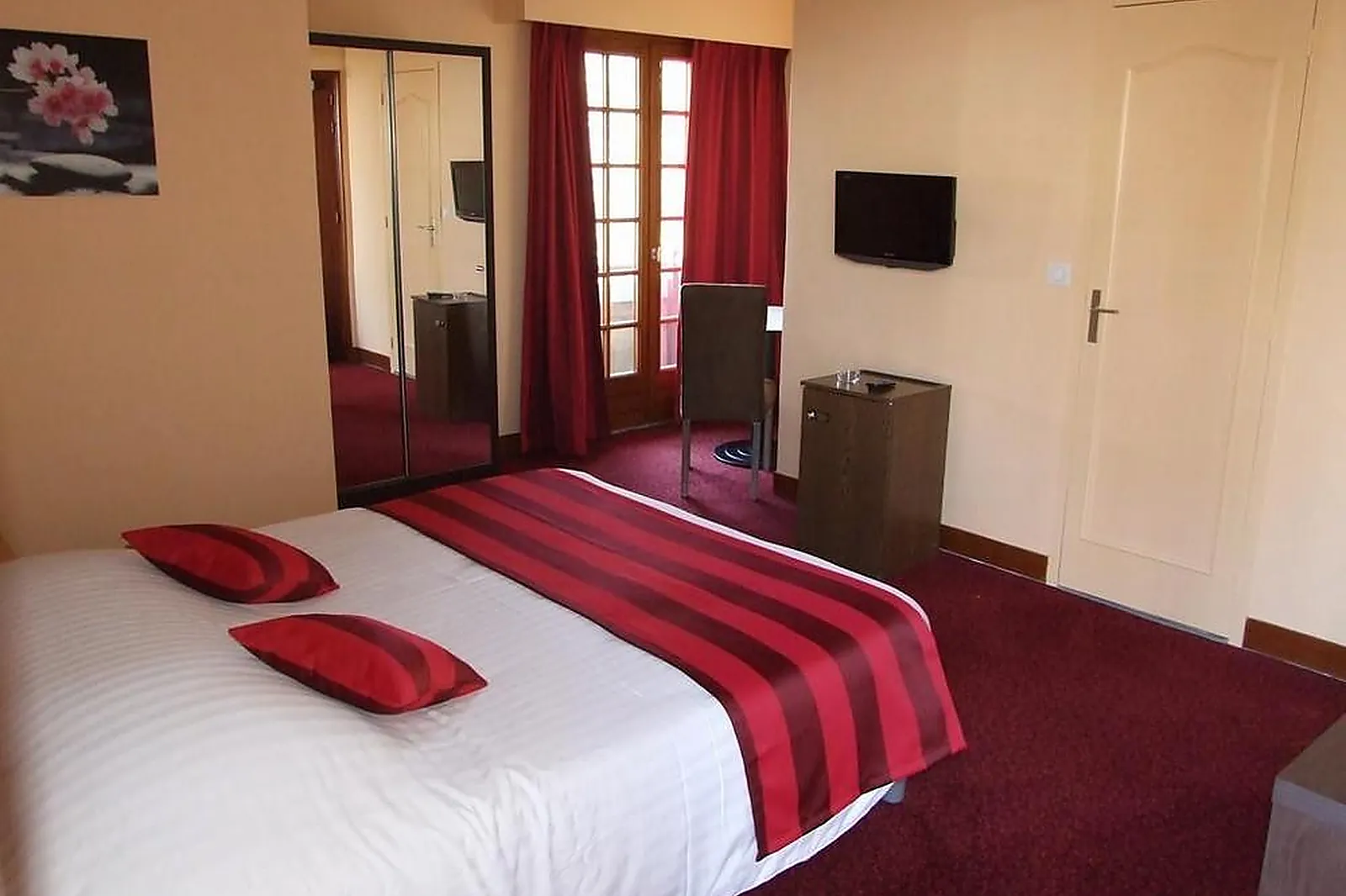 Lieux événementiels, HÔTEL LE ROMANTICA