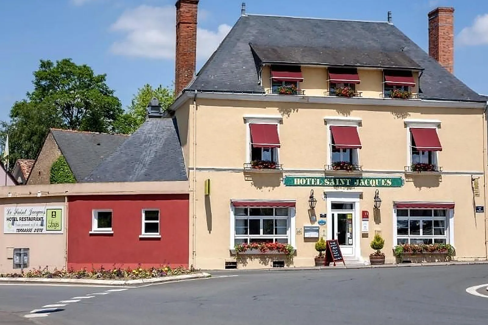 Lieux événementiels, HÔTEL LE SAINT JACQUES