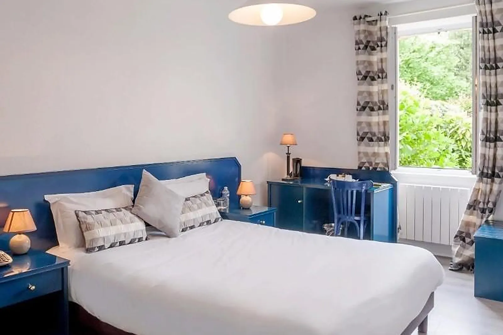 Lieux événementiels, HÔTEL LE SAINT JACQUES