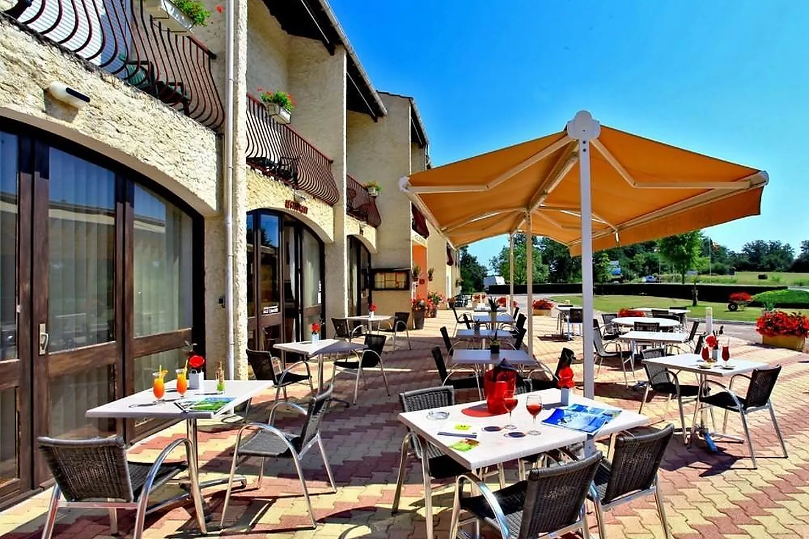 Lieux événementiels, HÔTEL LE TROPICANA