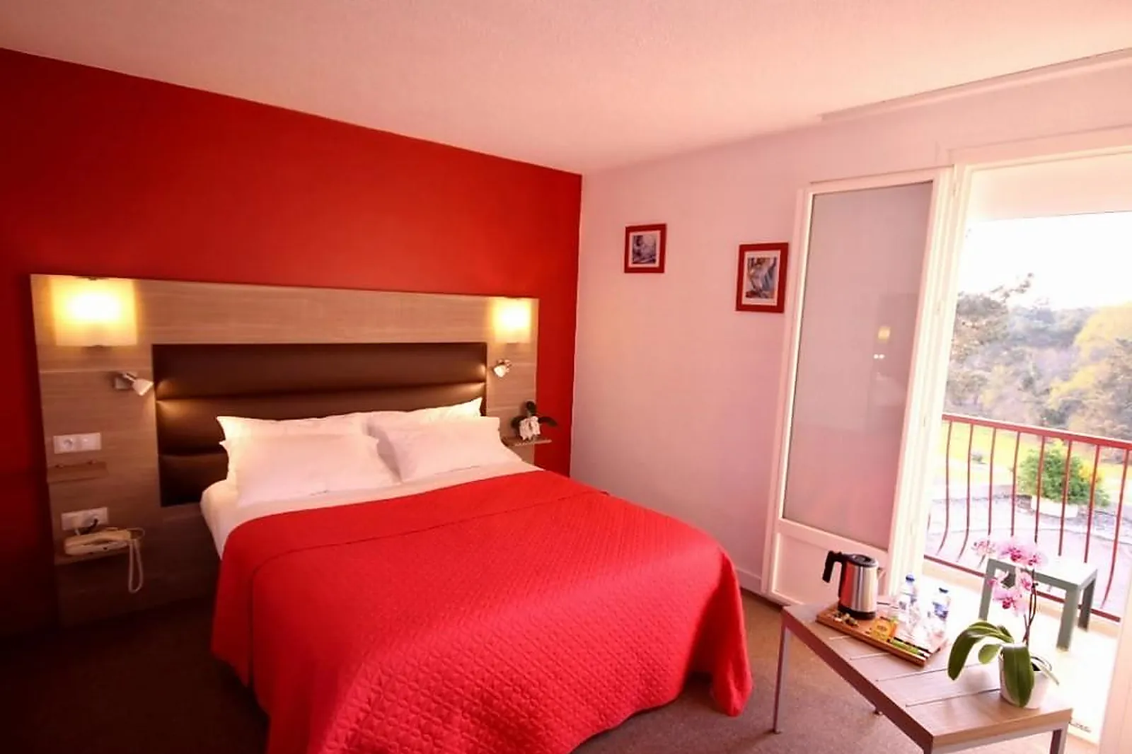 Lieux événementiels, HÔTEL LE TROPICANA