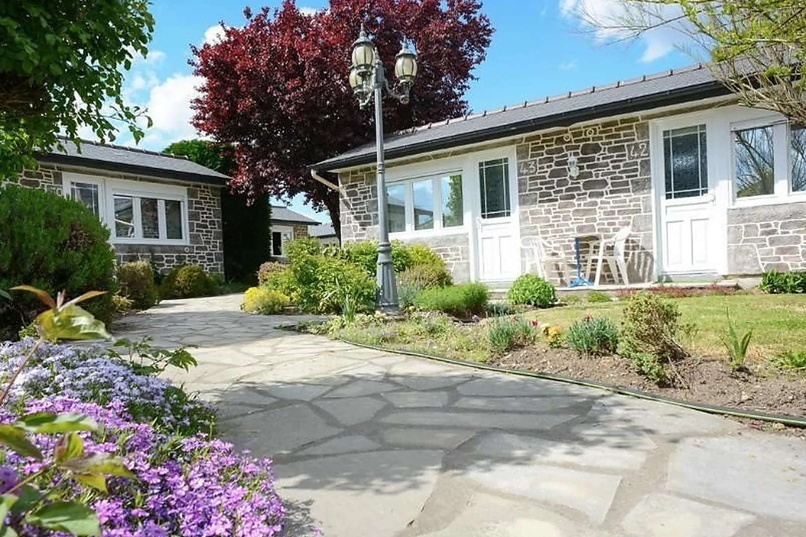 Lieux événementiels, HÔTEL LES 13 ASSIETTES