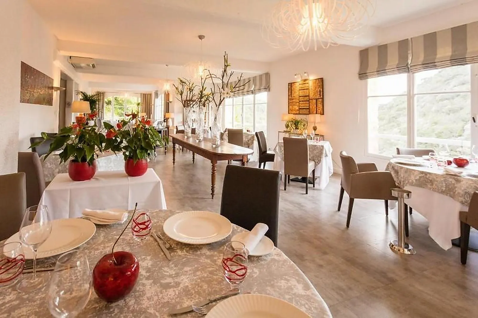 Lieux événementiels, HÔTEL LES 3 BARBUS