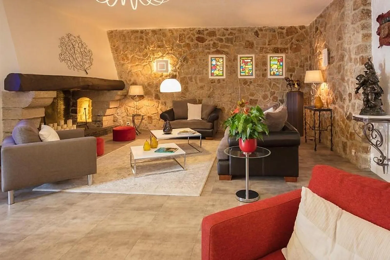 Lieux événementiels, HÔTEL LES 3 BARBUS