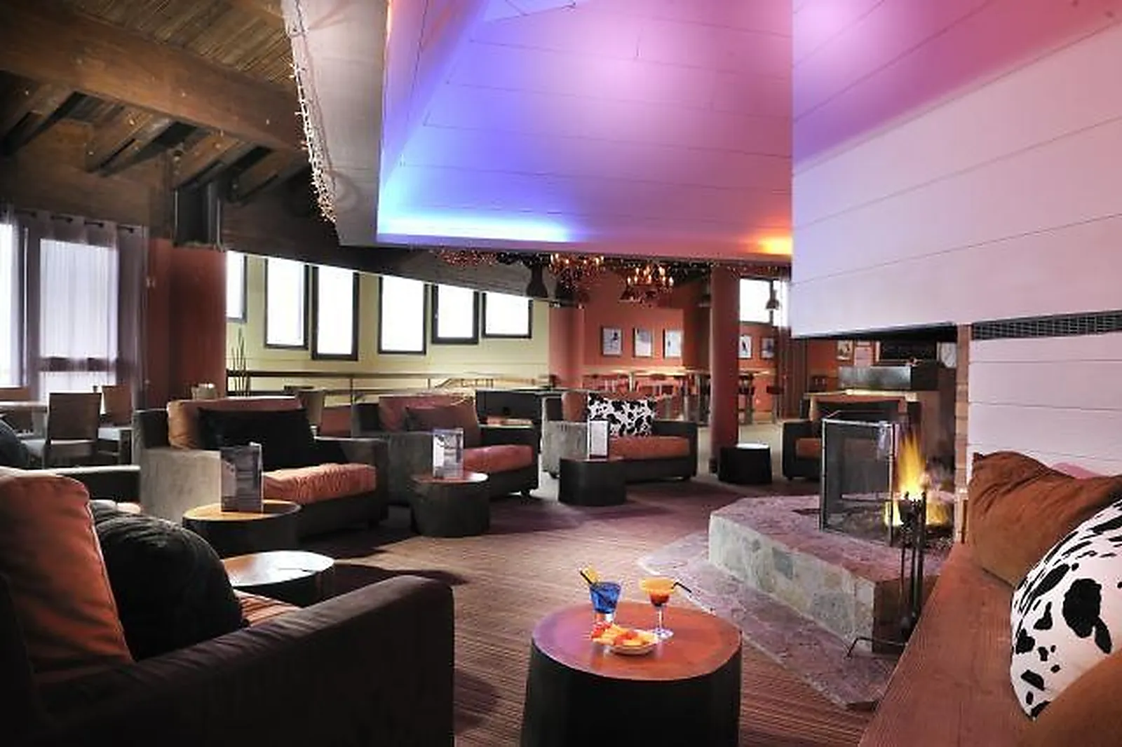 Lieux événementiels, HÔTEL LES BRUYÈRES