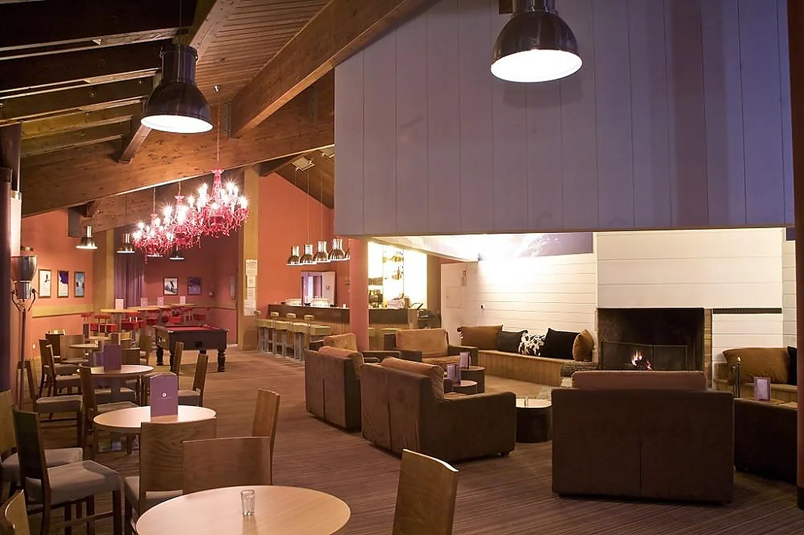 Lieux événementiels, HÔTEL LES BRUYÈRES