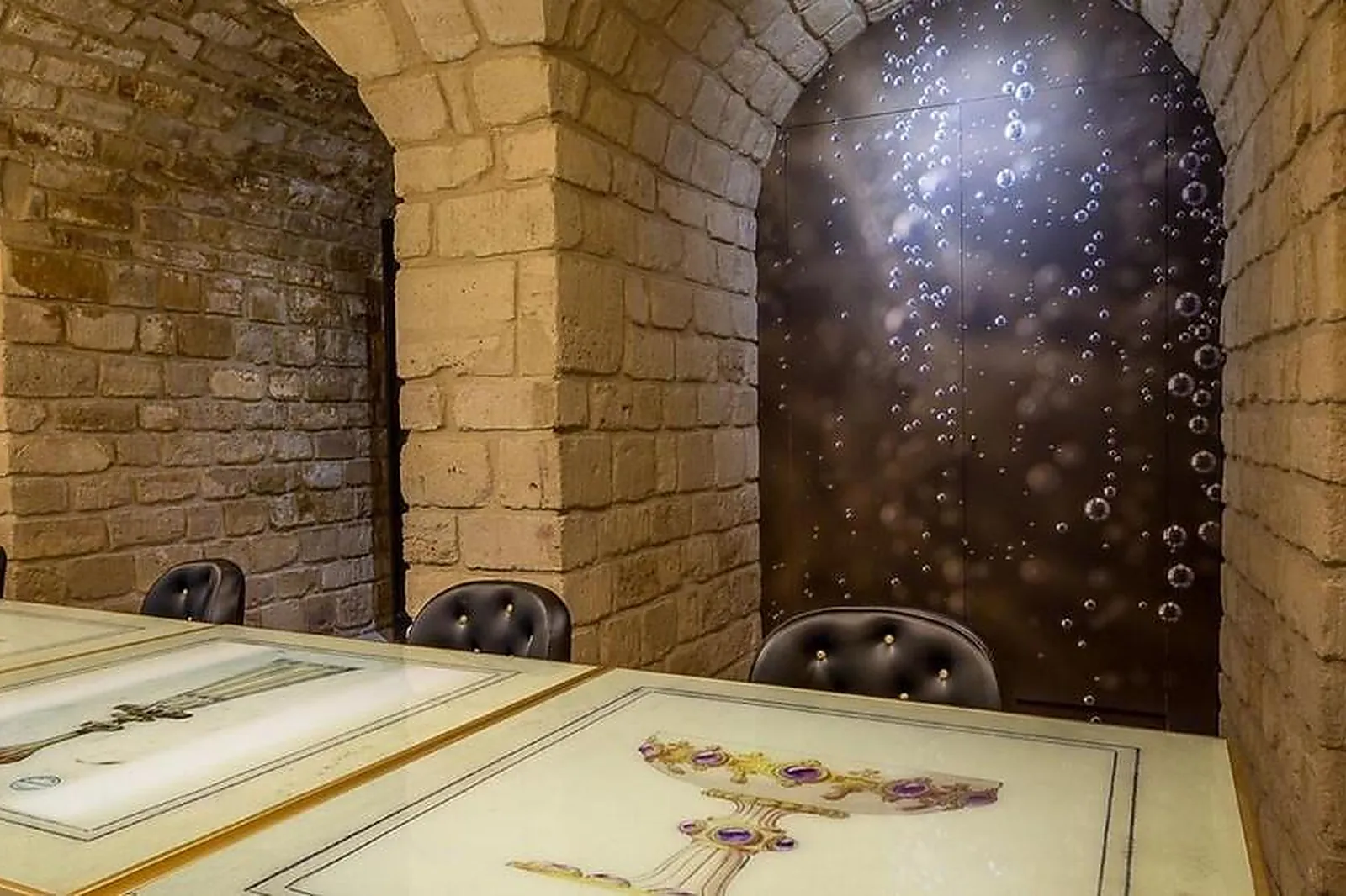 Lieux événementiels, HÔTEL LES BULLES DE PARIS