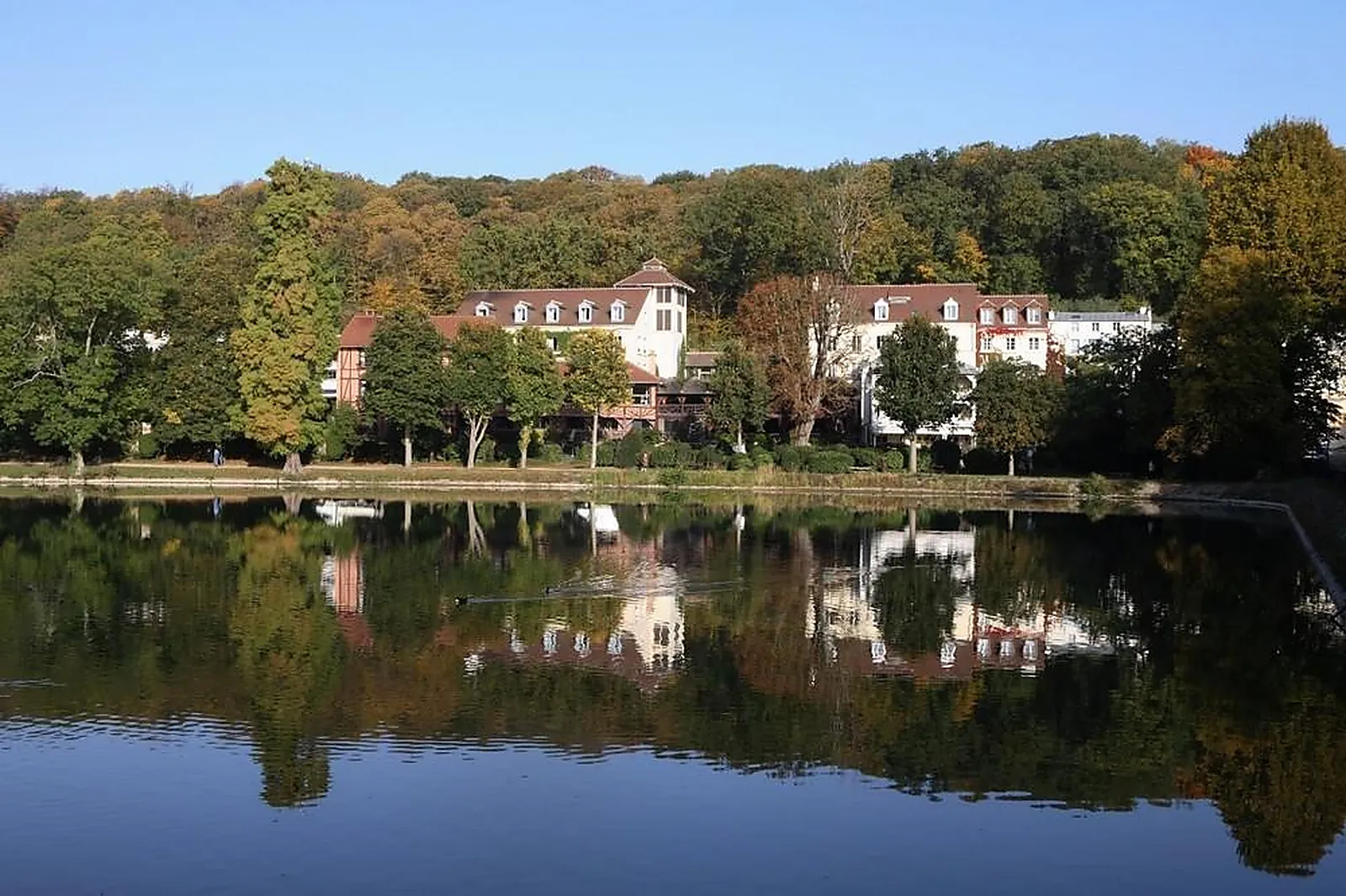 Lieux événementiels, HOTEL LES ETANGS DE COROT