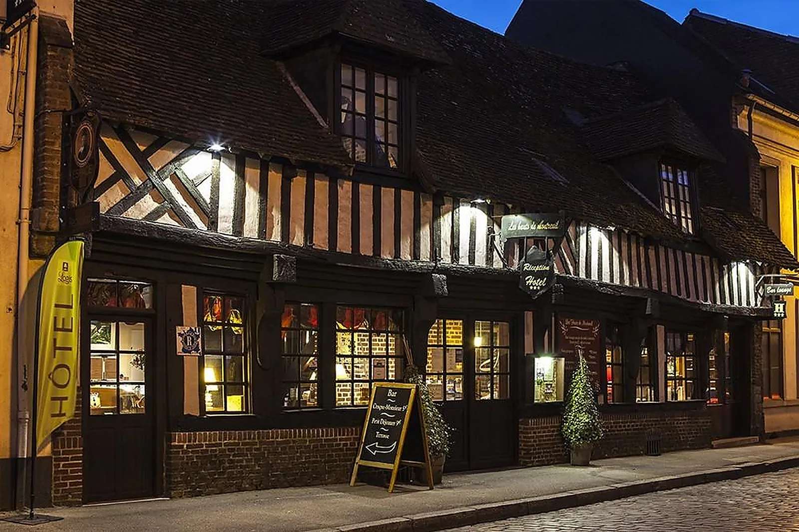 Lieux événementiels, HOTEL LES HAUTS DE MONTREUIL