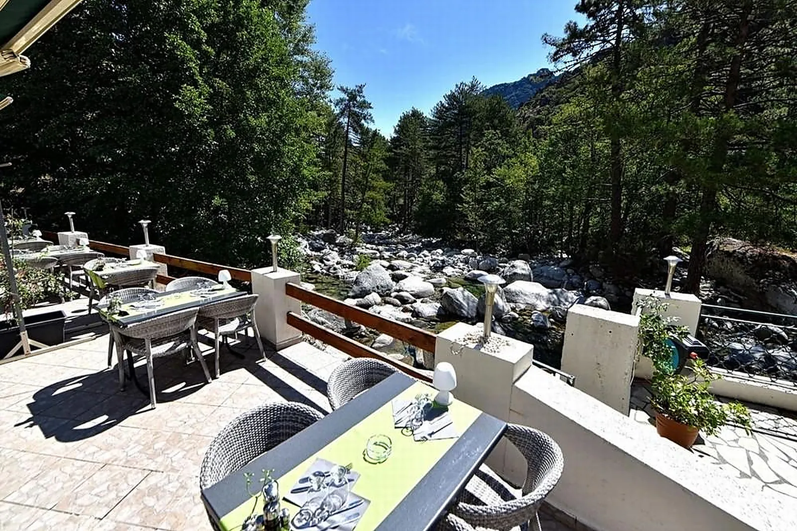 Lieux événementiels, HÔTEL LES JARDINS DE LA GLACIERE