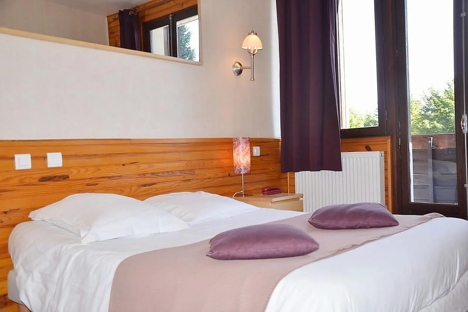 Lieux événementiels, HOTEL LES MOUFLONS