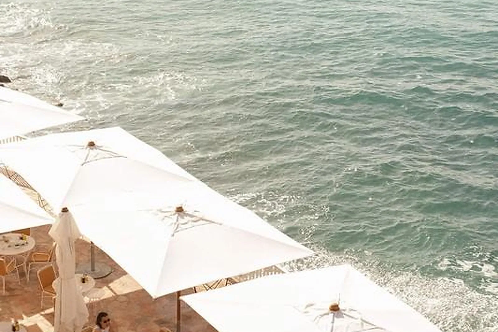 Lieux événementiels, HÔTEL LES ROCHES ROUGES