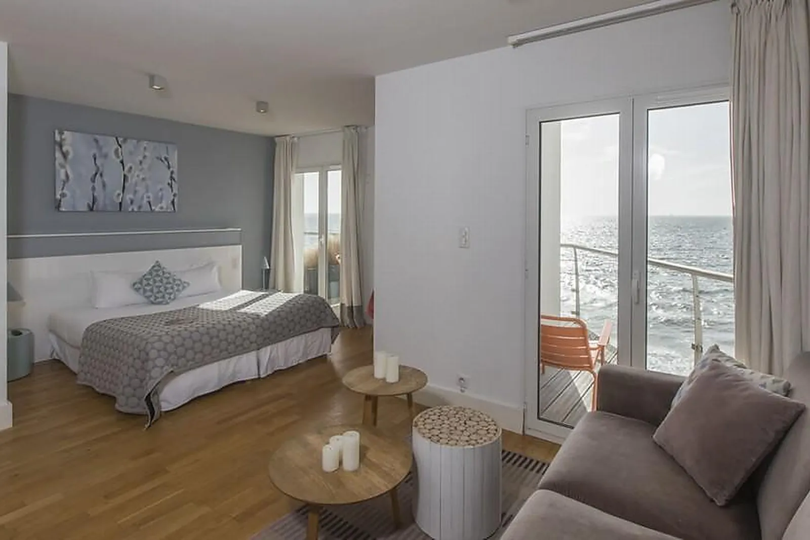 Lieux événementiels, HÔTEL LES SABLES BLANCS