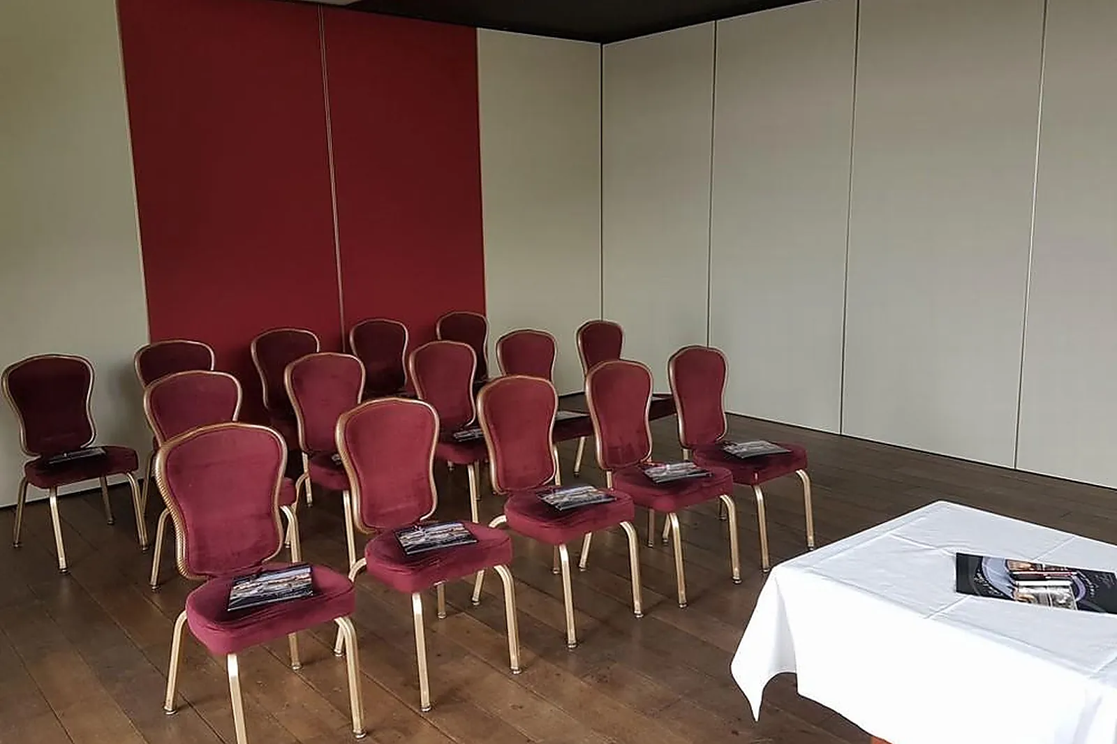 Lieux événementiels, HÔTEL LES TUILERIES