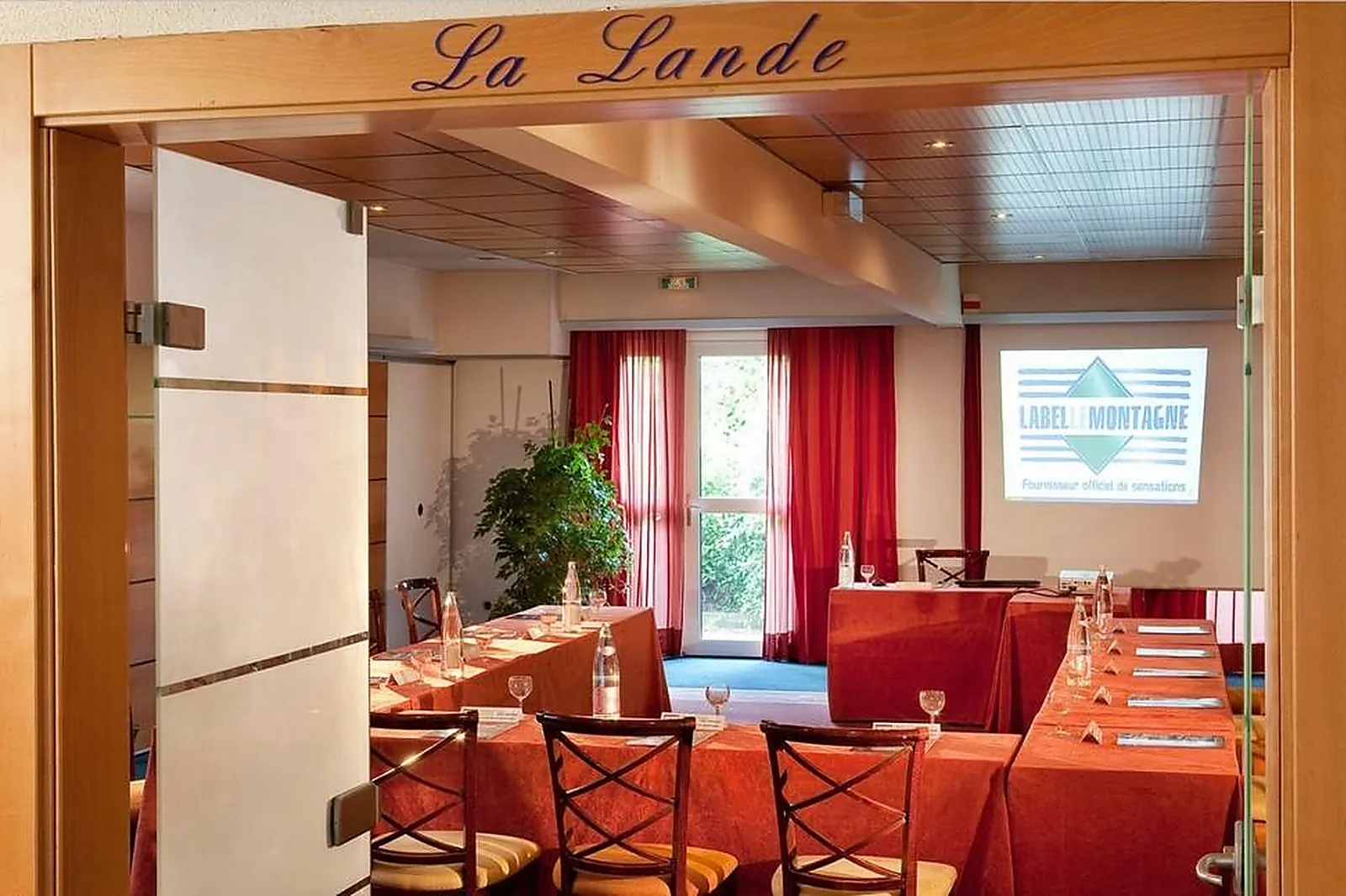 Lieux événementiels, HOTEL LES VALLEES