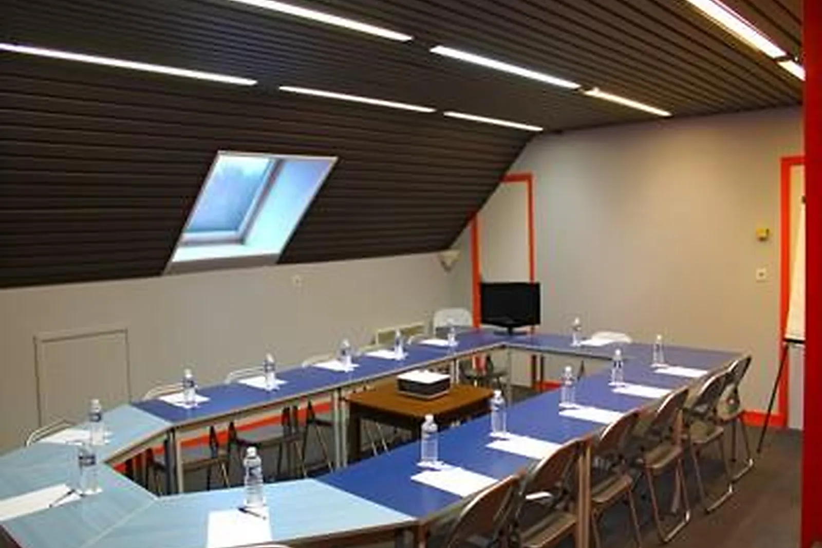 Lieux événementiels, HÔTEL LODGE LAVALETTE