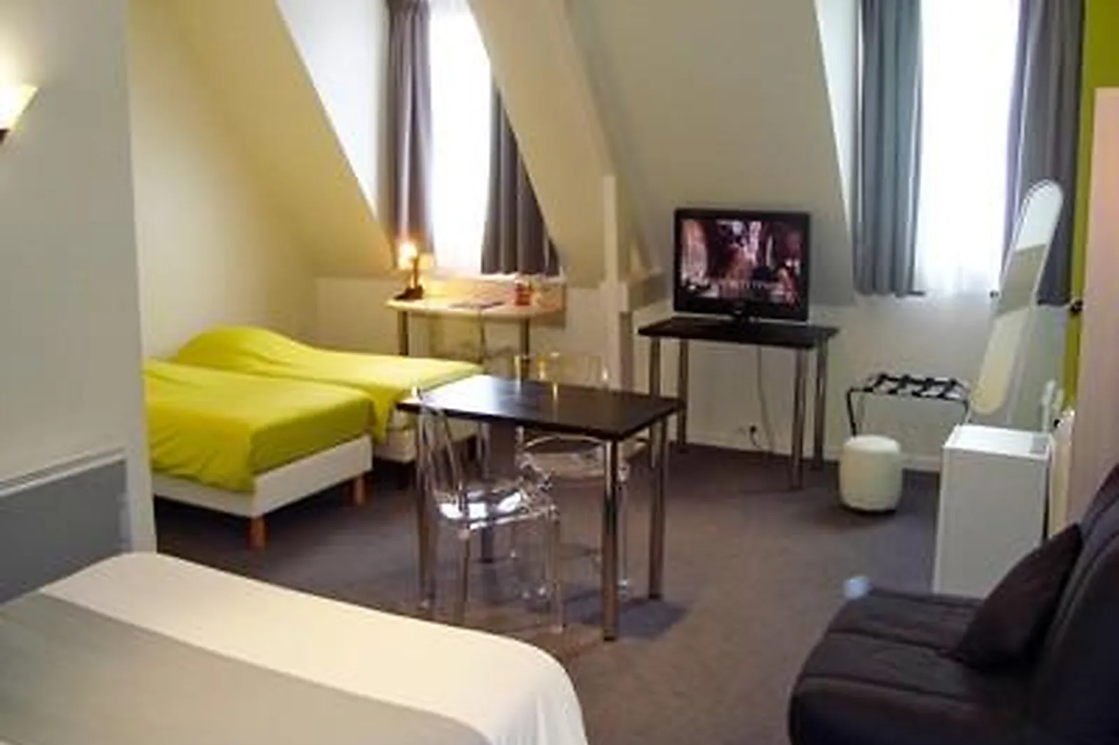 Lieux événementiels, HÔTEL LODGE LAVALETTE