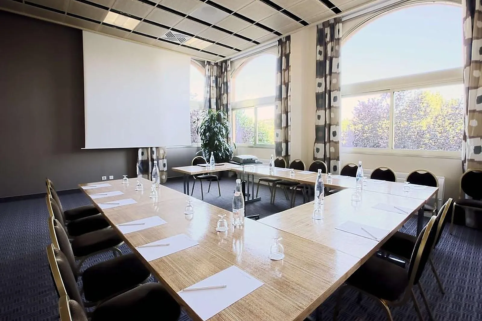 Lieux événementiels, HOTEL LYON METROPOLE