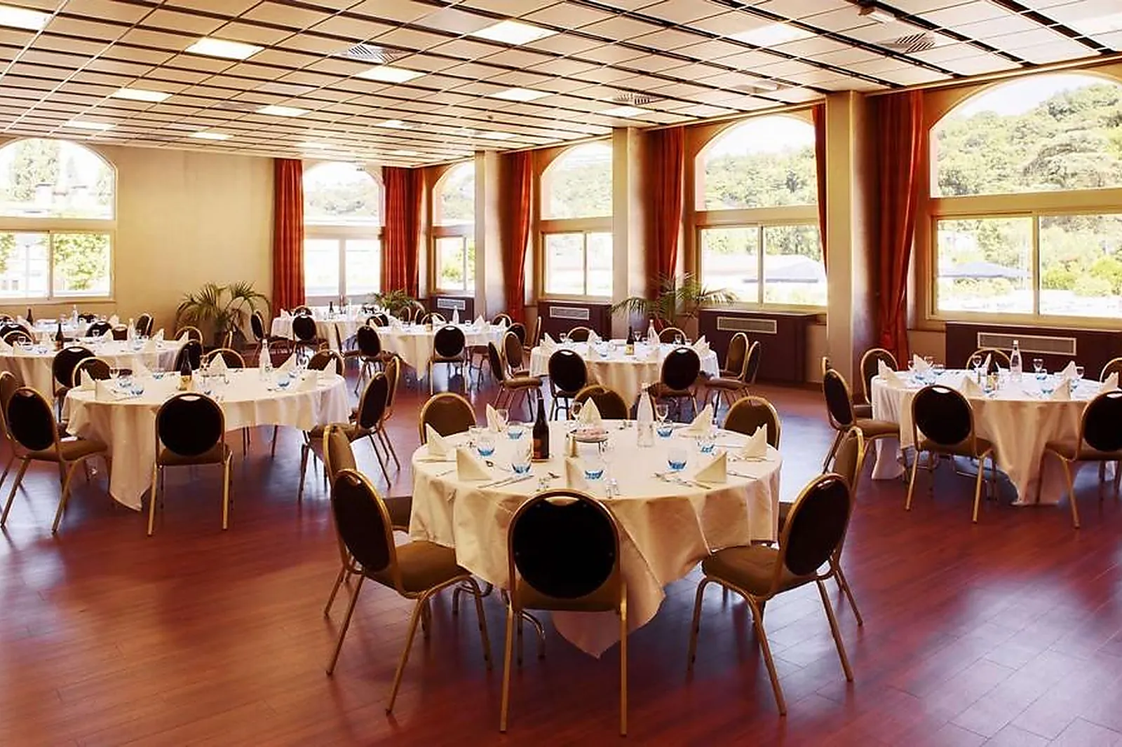 Lieux événementiels, HOTEL LYON METROPOLE