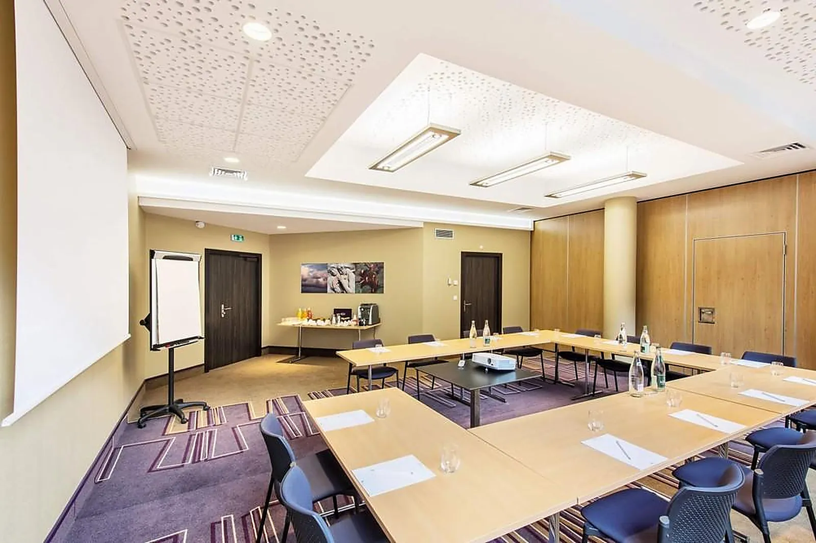 Lieux événementiels, HÔTEL LYON OUEST