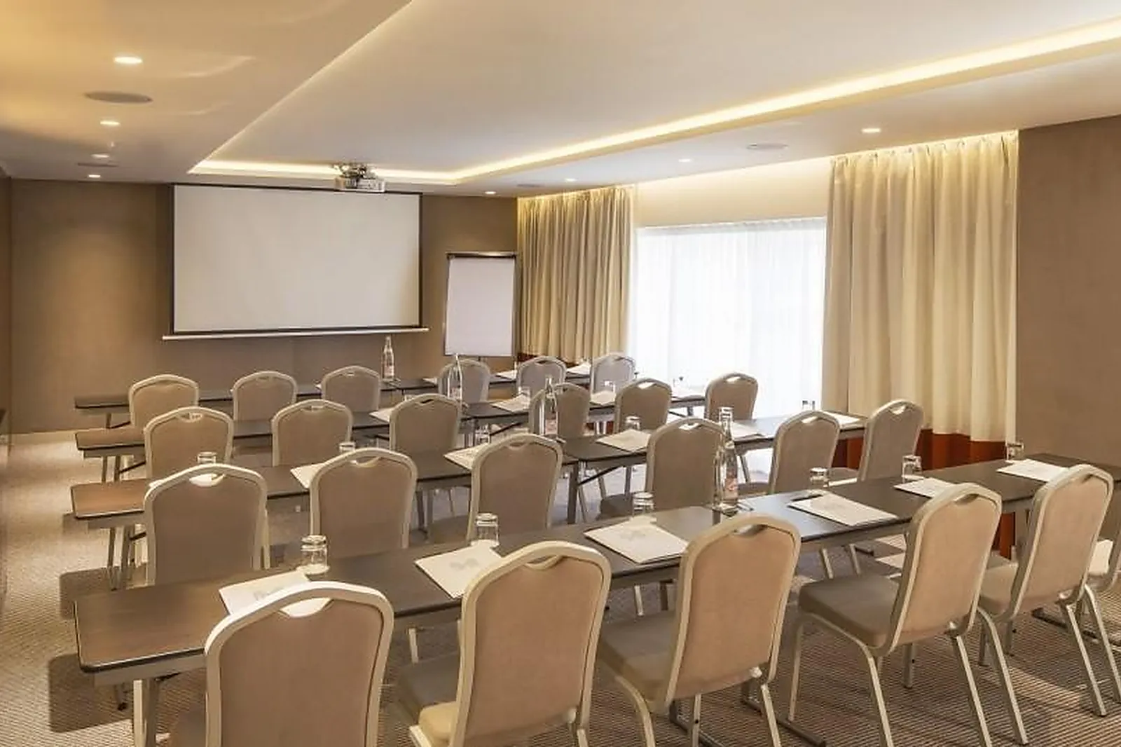 Lieux événementiels, HÔTEL M PARIS