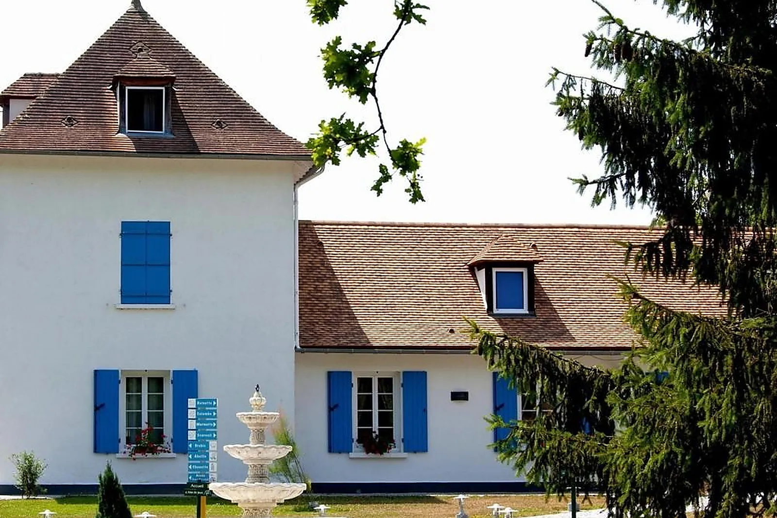 Lieux événementiels, HÔTEL MAISON DU LAC