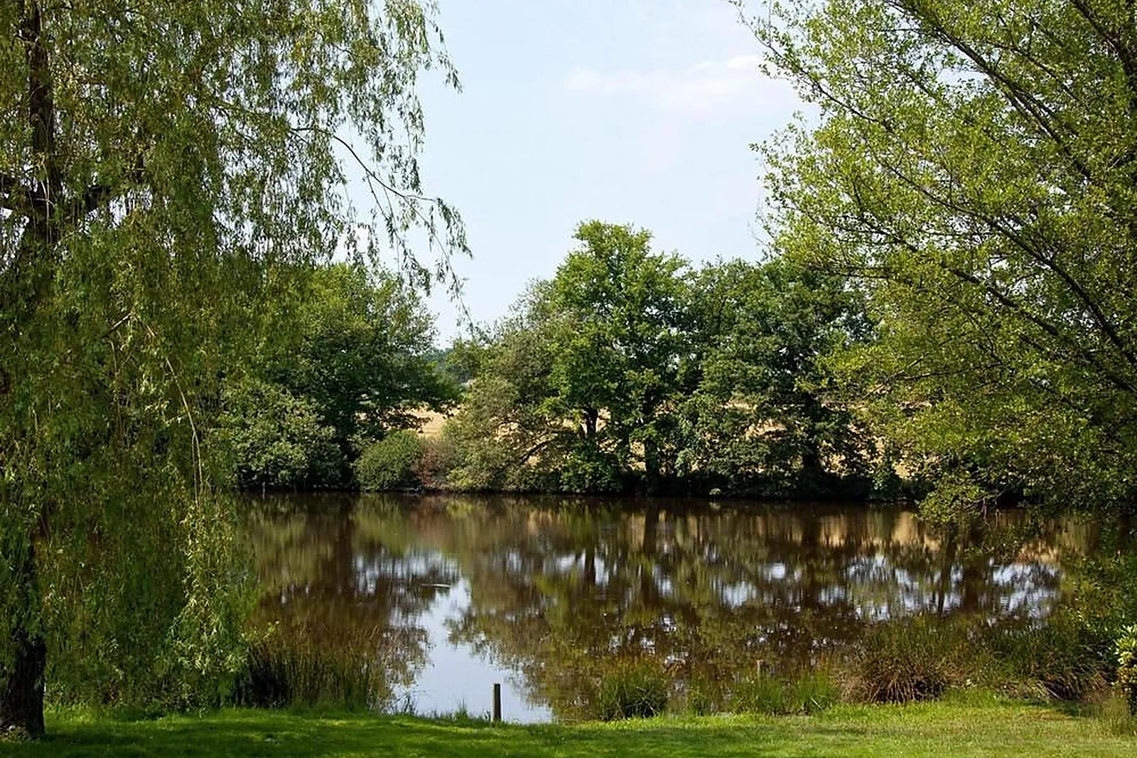 Lieux événementiels, HÔTEL MAISON DU LAC
