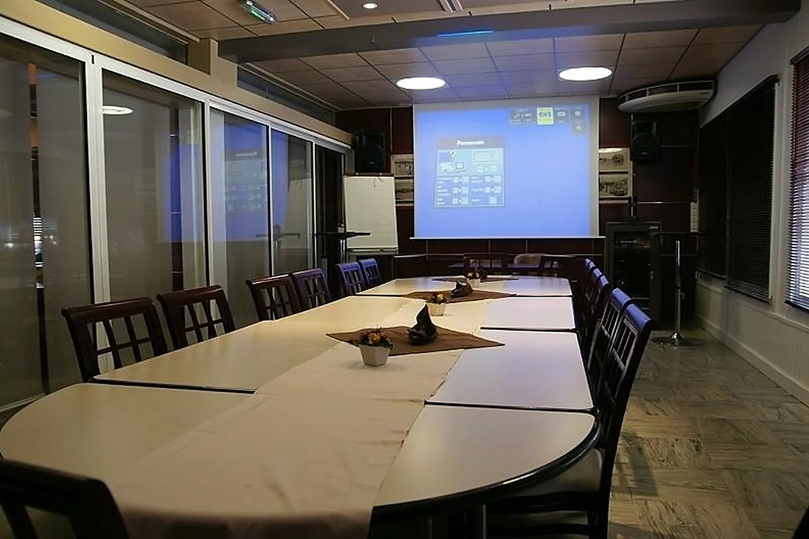 Lieux événementiels, HÔTEL MÉDITÉRRANÉE PORT-LA-NOUVELLE