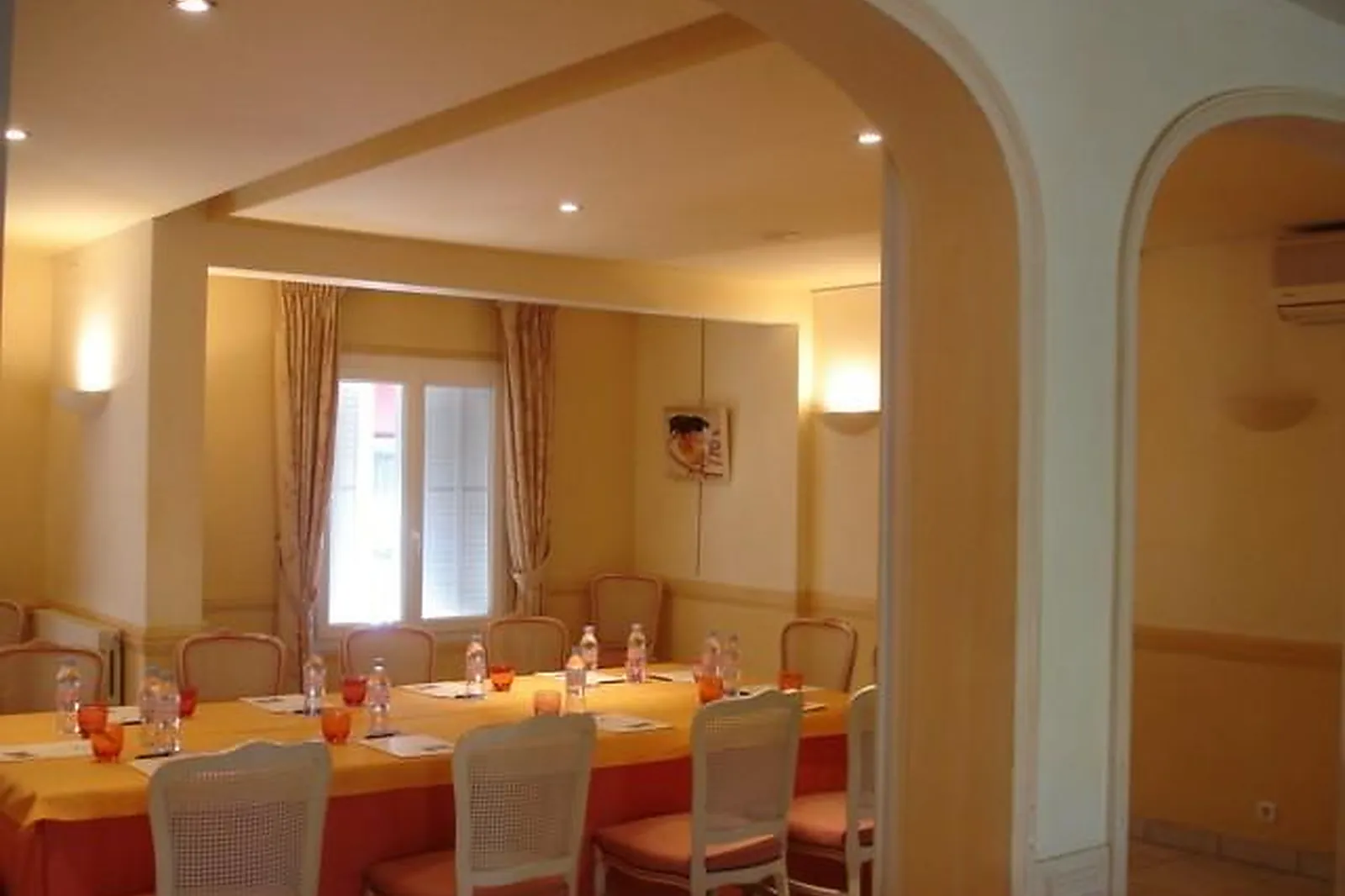 Lieux événementiels, HÔTEL MIREILLE