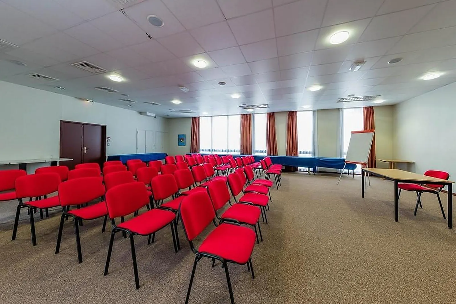 Lieux événementiels, HOTEL MONA LISA