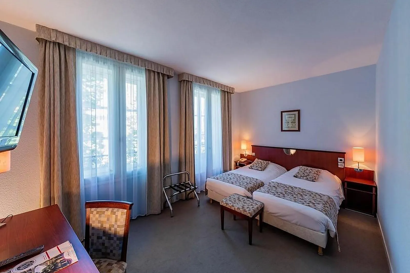 Lieux événementiels, HOTEL MONA LISA