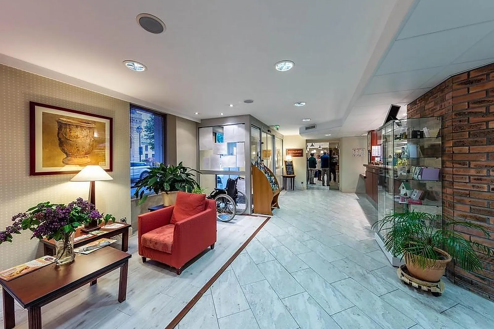 Lieux événementiels, HOTEL MONA LISA