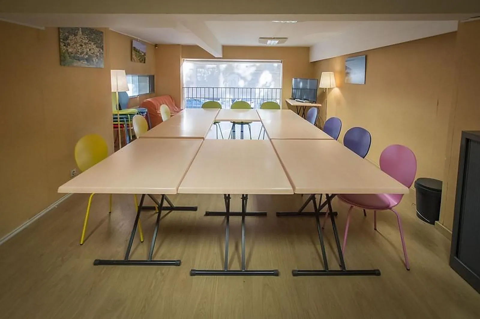 Lieux événementiels, HÔTEL MONDIAL