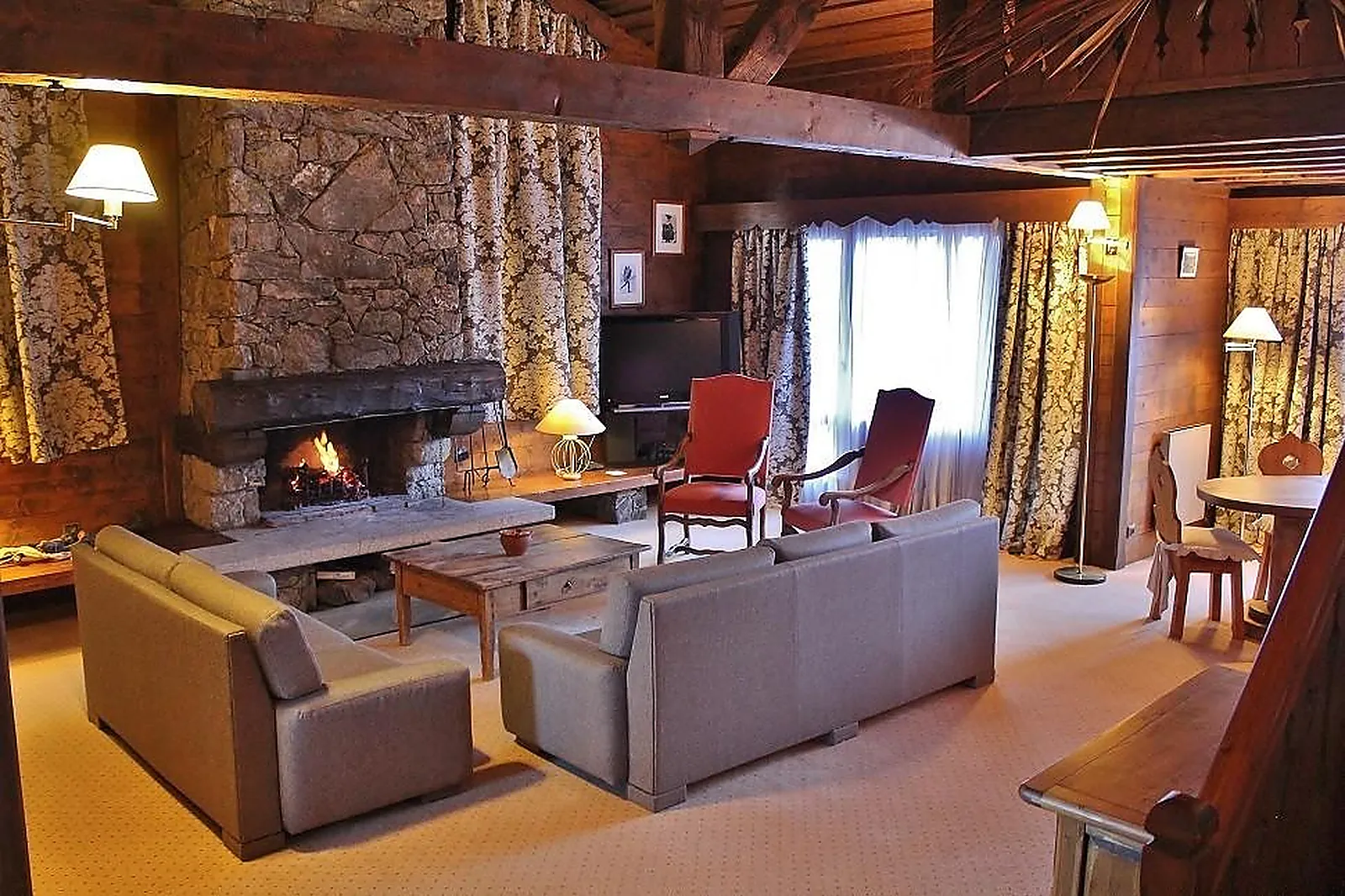 Lieux événementiels, HOTEL MONT VALLON