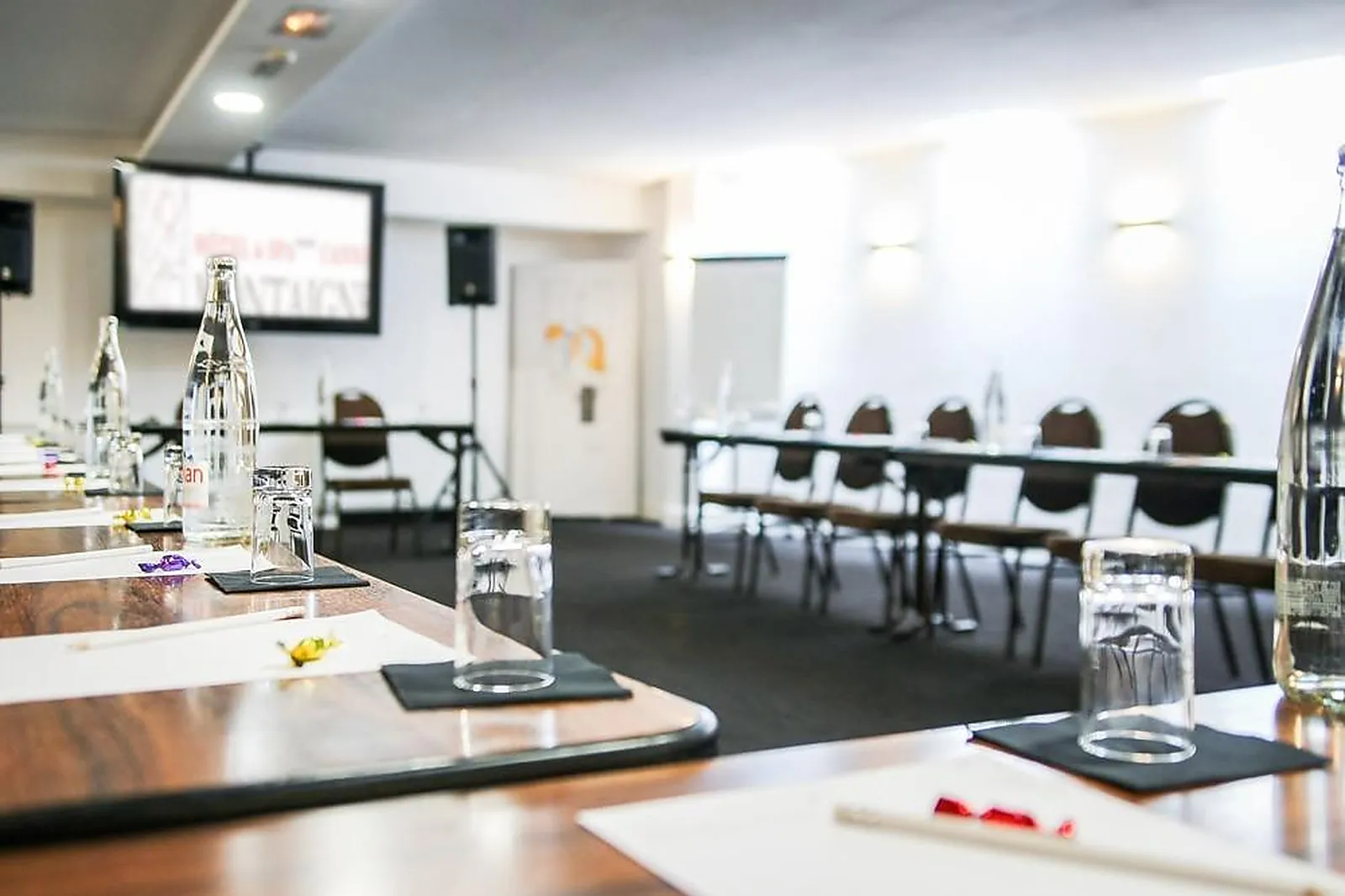 Lieux événementiels, HÔTEL MONTAIGNE  SPA