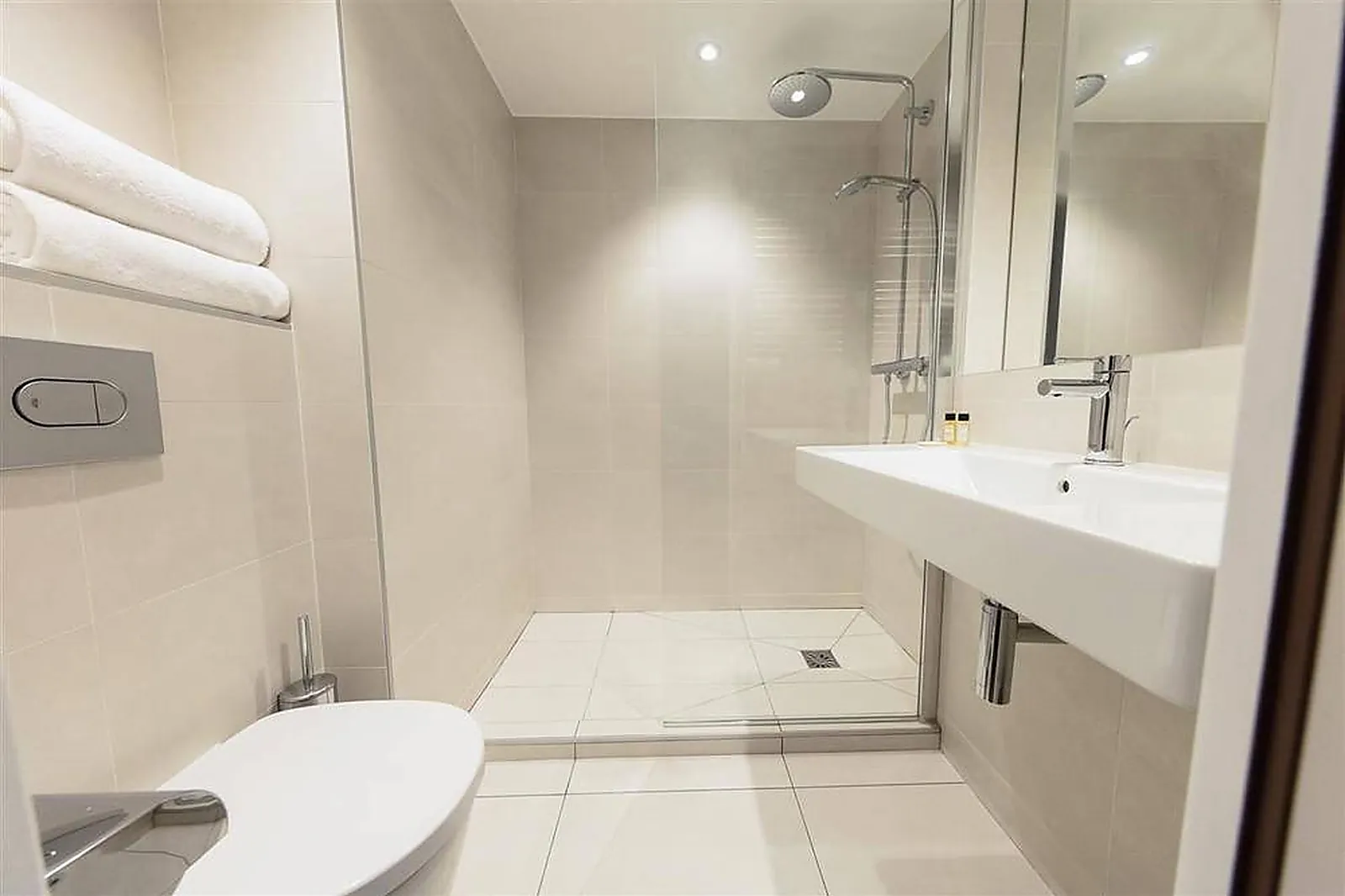 Lieux événementiels, HÔTEL MONTBRIAND