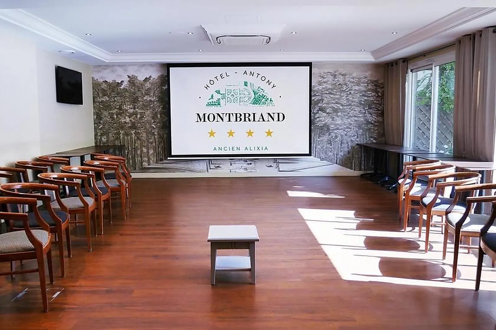 Lieux événementiels, HÔTEL MONTBRIAND