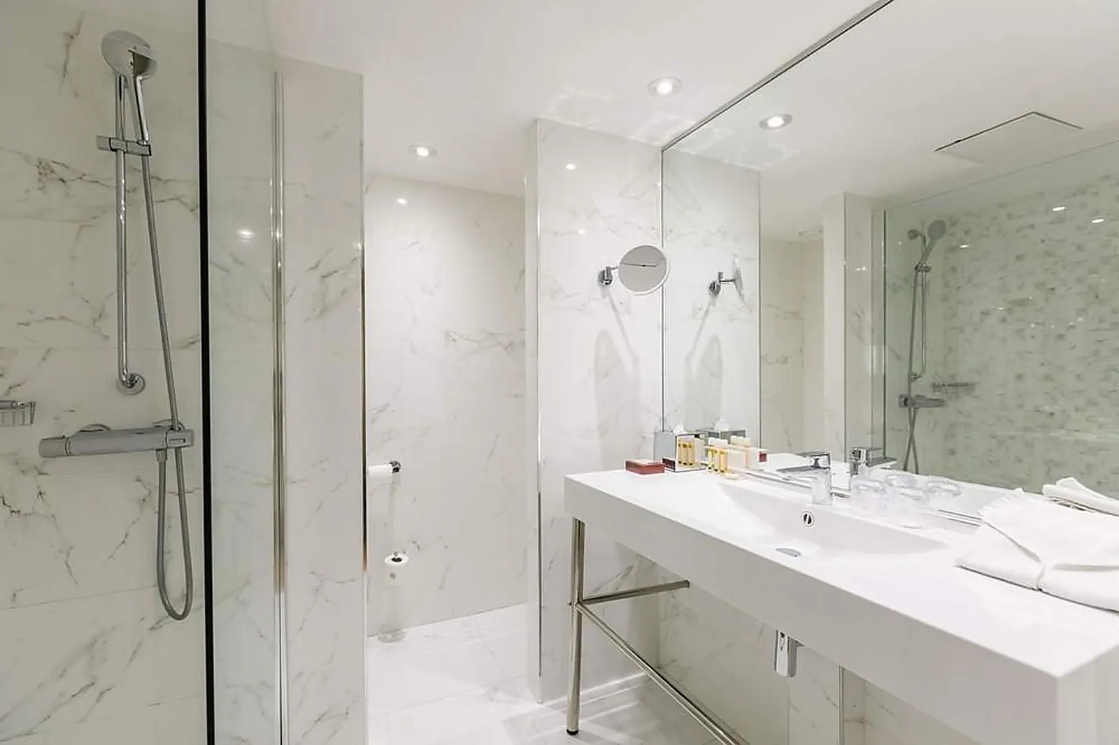 Lieux événementiels, HÔTEL NICE RIVIERA