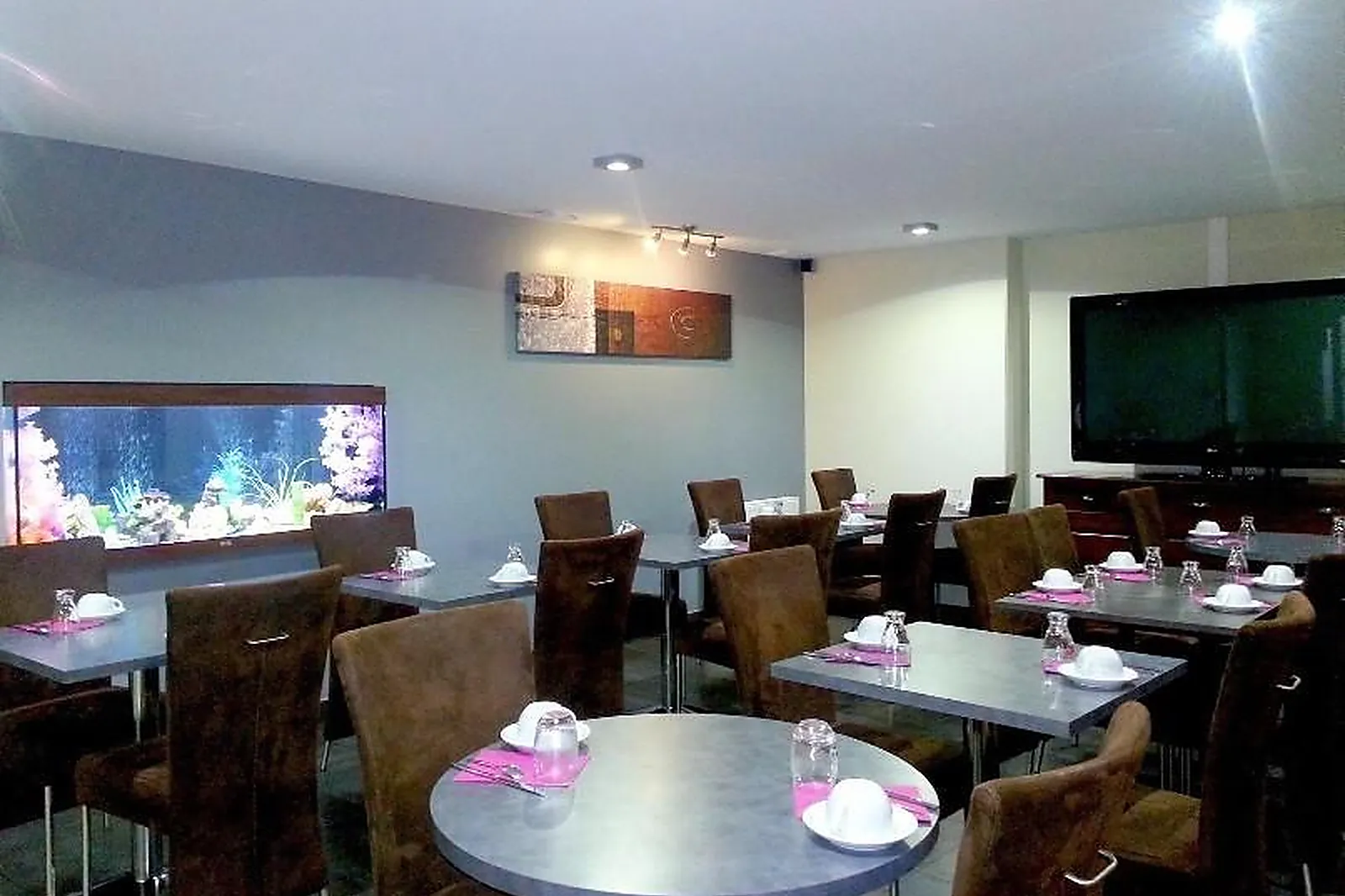 Lieux événementiels, HÔTEL NIMINOE