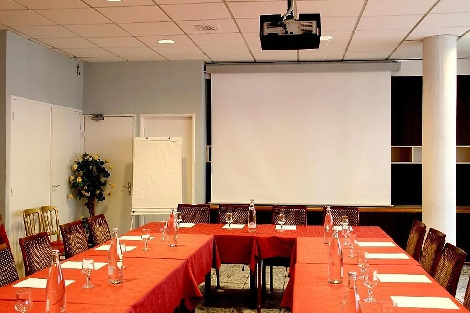 Lieux événementiels, HÔTEL NOVEL