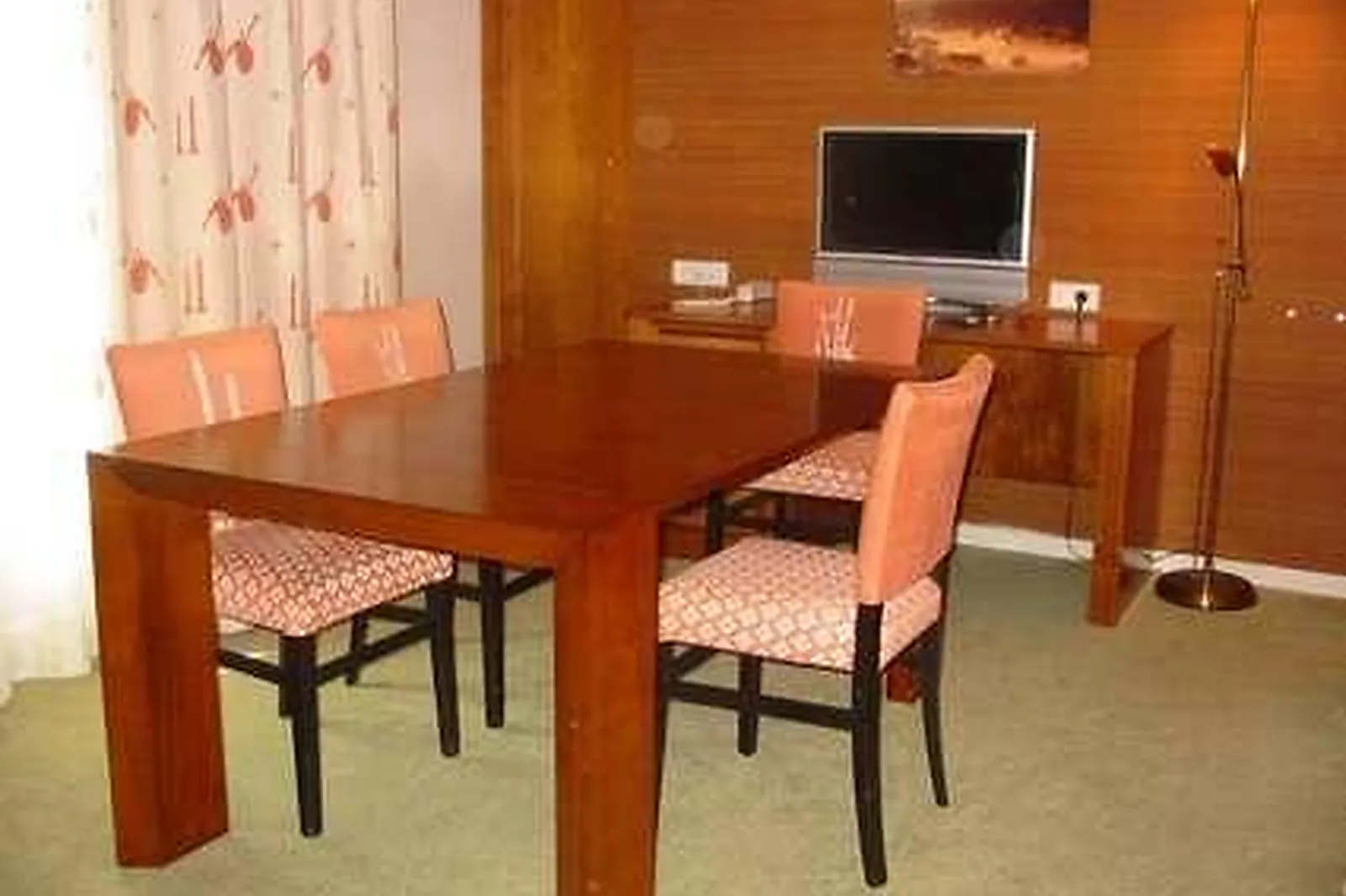 Lieux événementiels, HÔTEL NOZ VAD