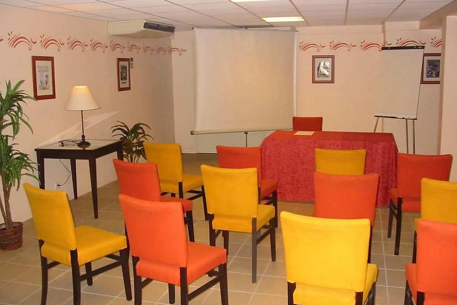 Lieux événementiels, HÔTEL NOZ VAD