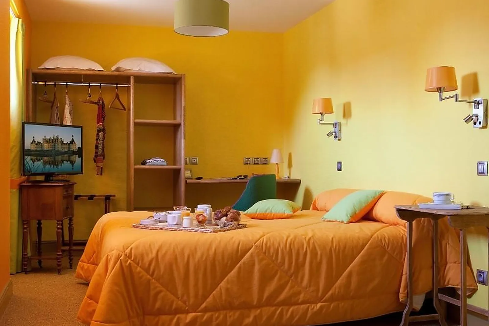 Lieux événementiels, HÔTEL Ô EN COULEUR