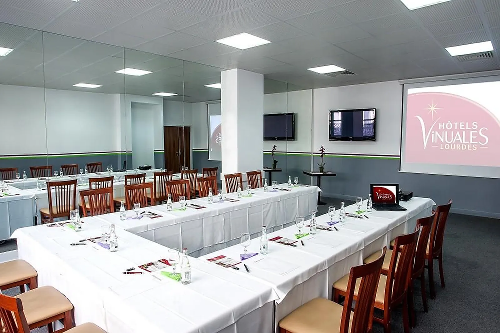 Lieux événementiels, HÔTEL PANORAMA LOURDES