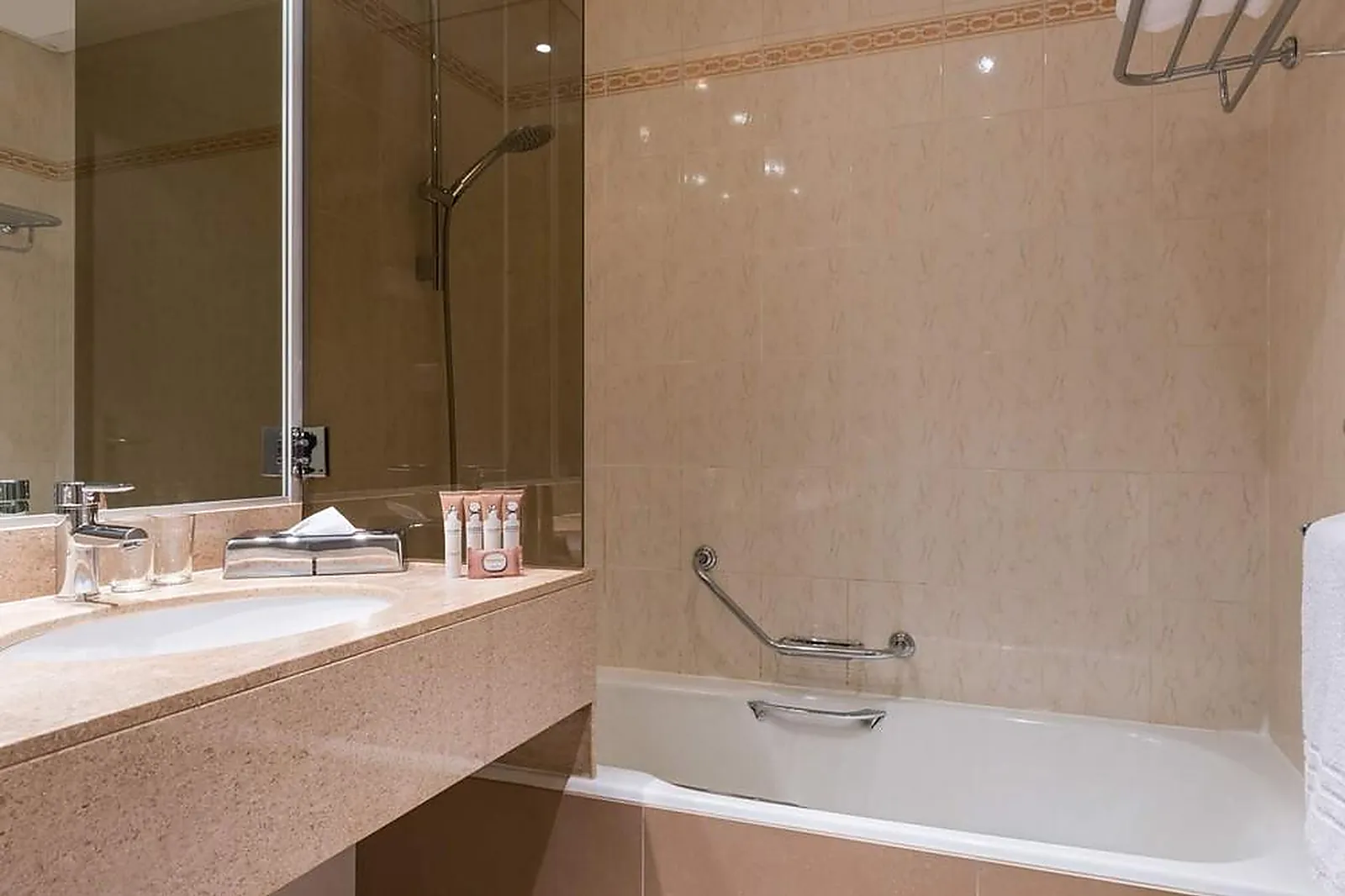 Lieux événementiels, HÔTEL PARIS BOULOGNE