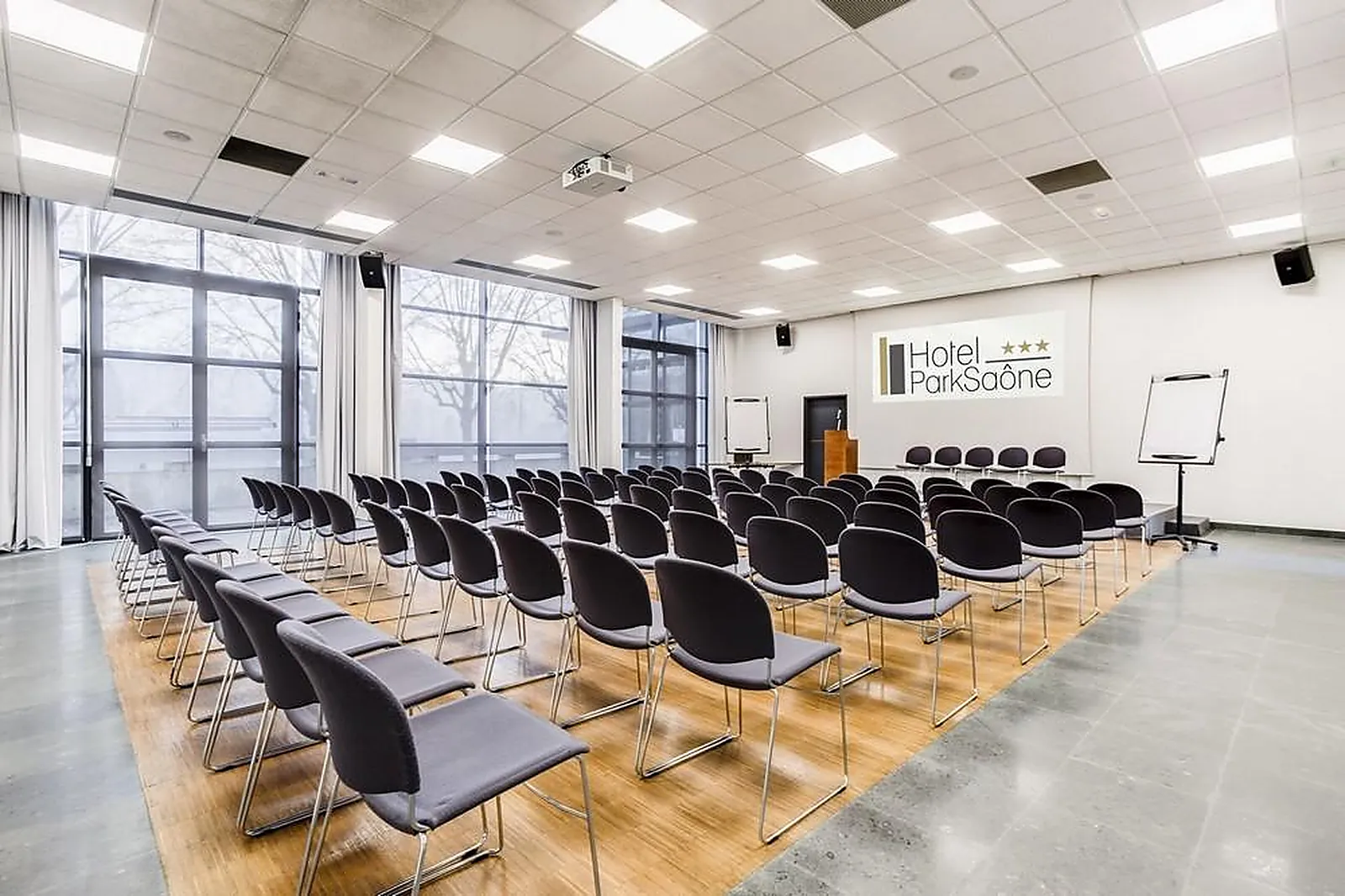 Lieux événementiels, HÔTEL PARKSAÔNE