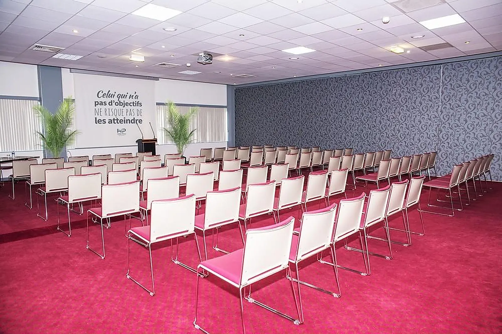 Lieux événementiels, HÔTEL PLAZA - SITE DU FUTUROSCOPE