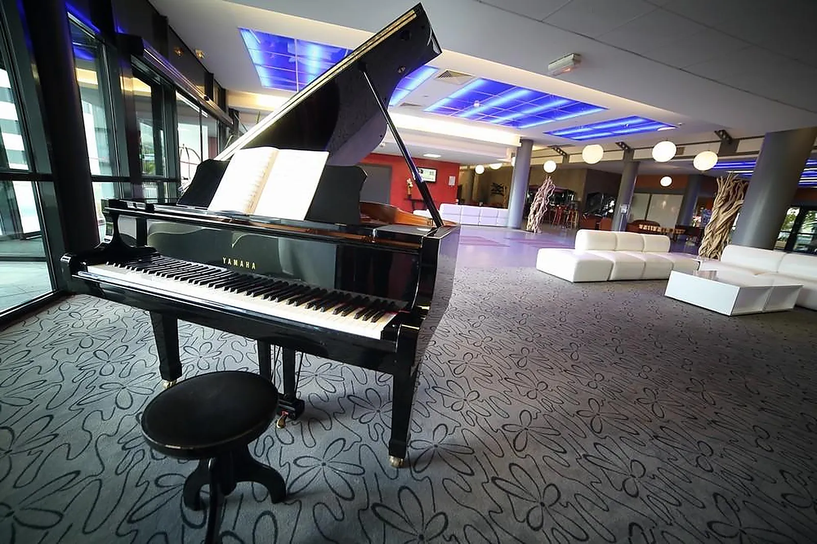 Lieux événementiels, HÔTEL PLAZA - SITE DU FUTUROSCOPE