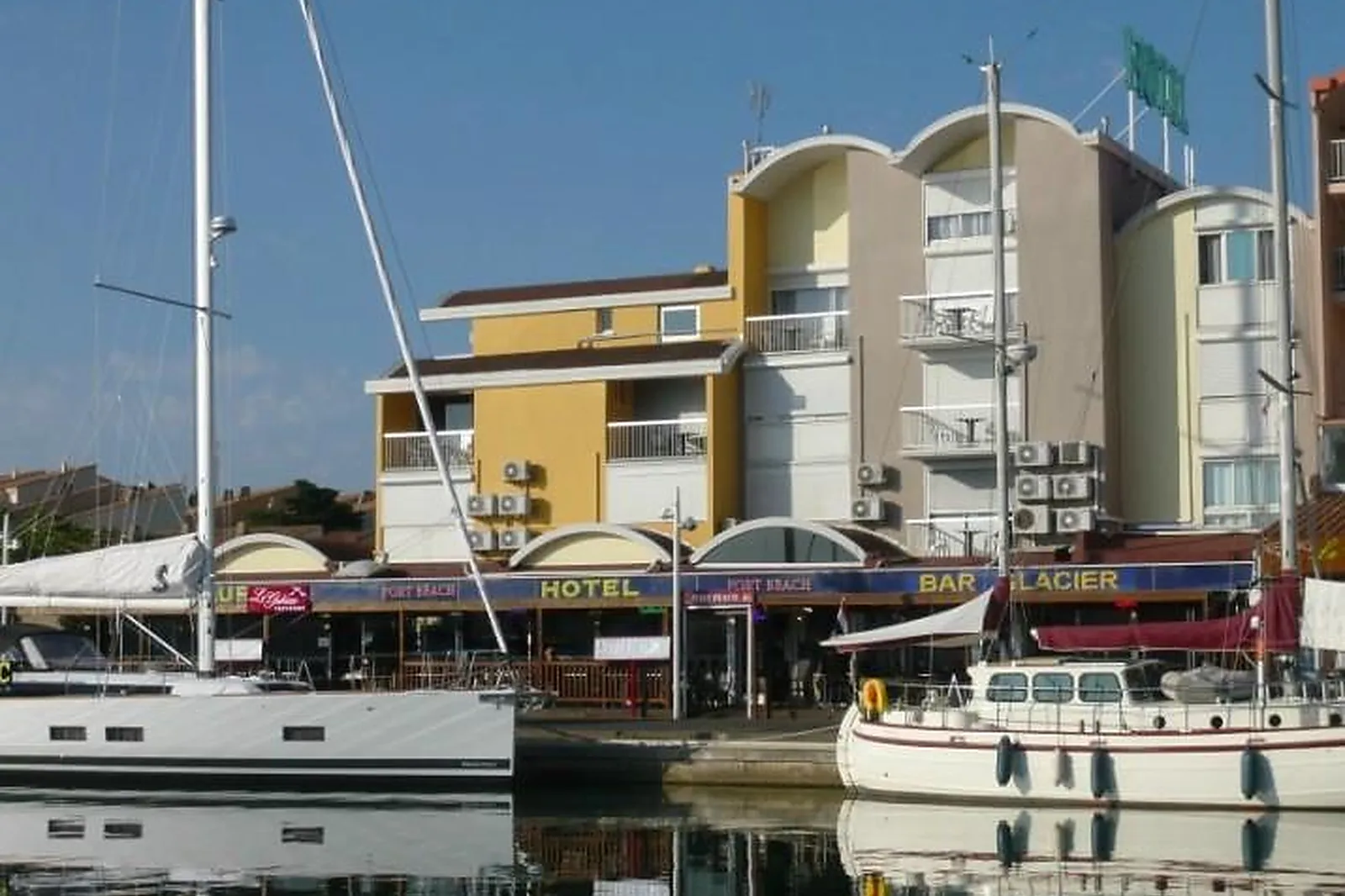 Lieux événementiels, HÔTEL PORT BEACH