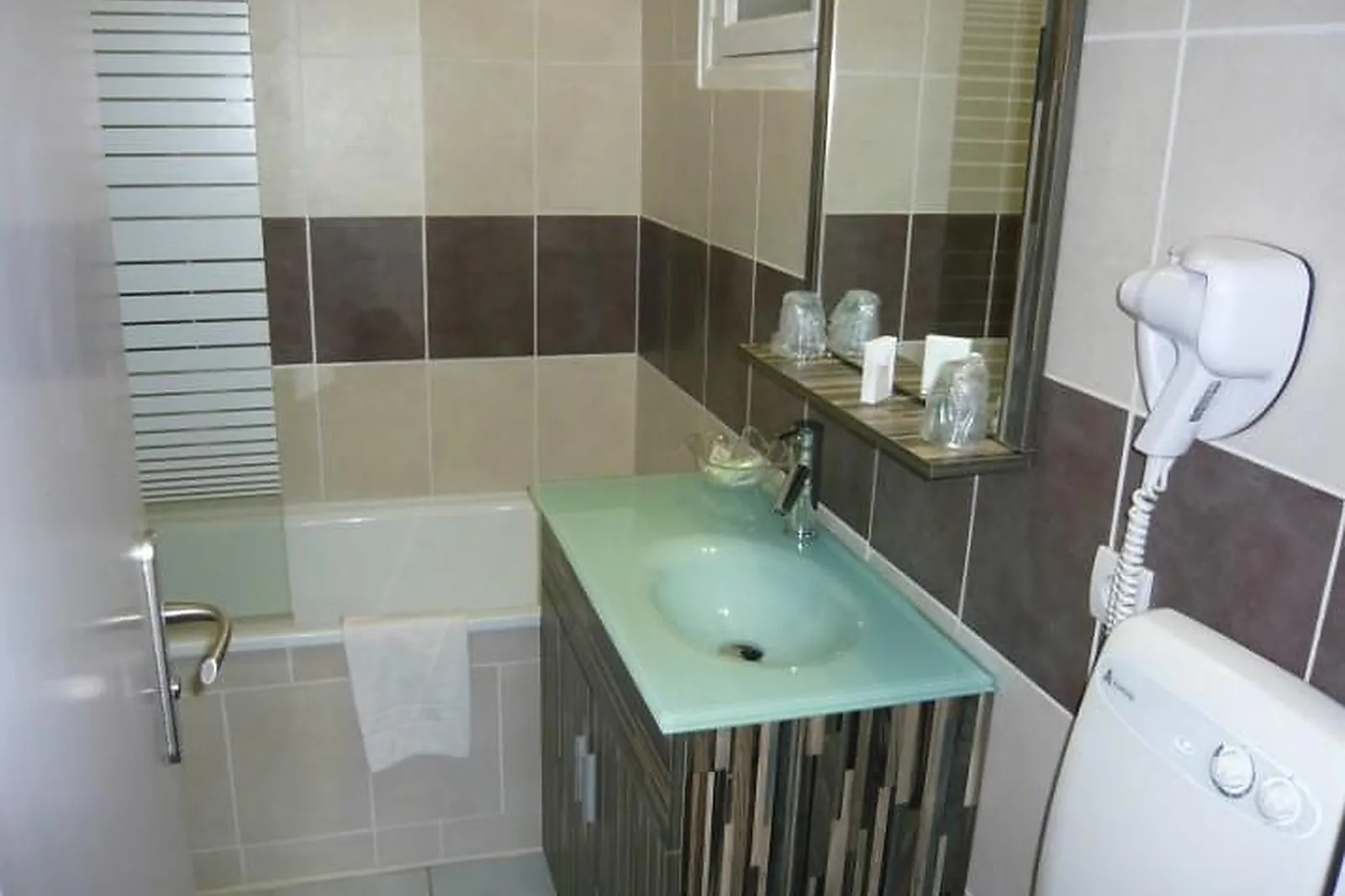 Lieux événementiels, HÔTEL PORT BEACH